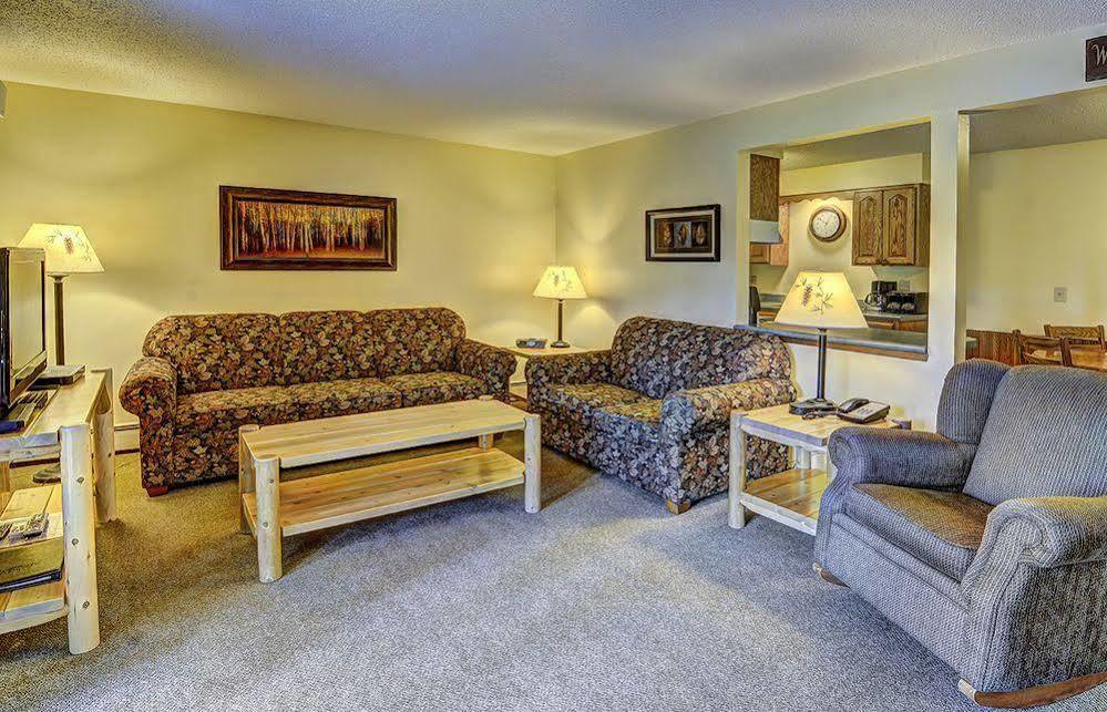 Lake Forest Resort Eagle River Exterior photo